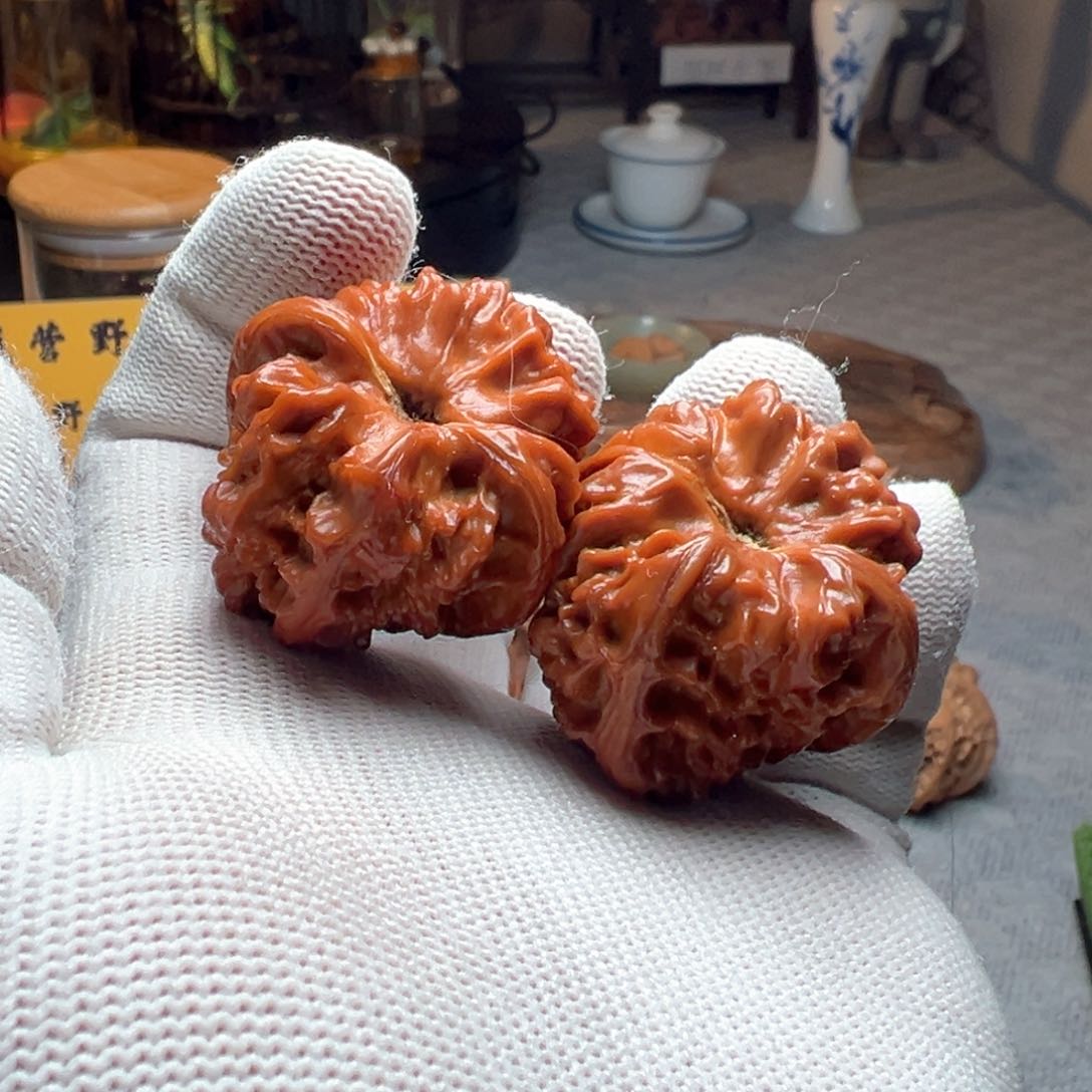 文玩核桃吊坠嘎*蛇三角红马蹄