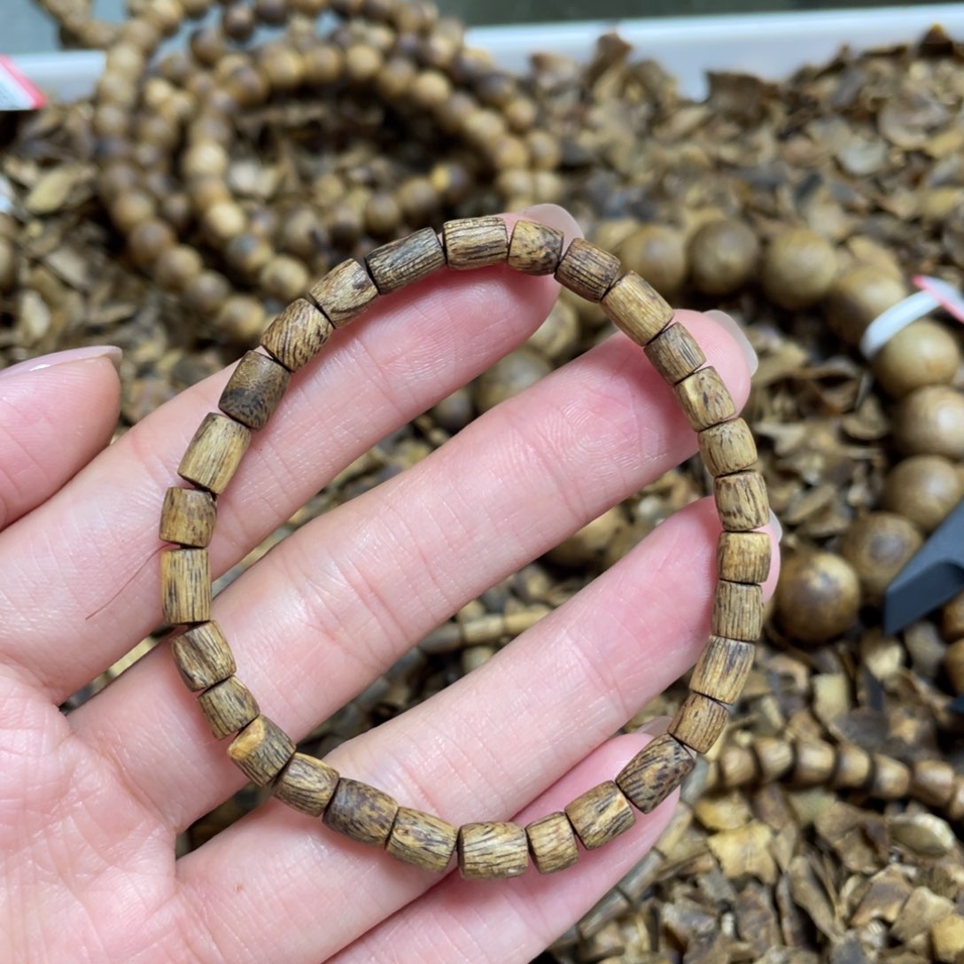 沉香碎屑沉香单串04.8