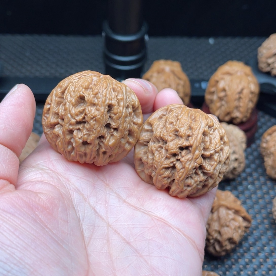 文玩核桃吊坠小****）将军榜