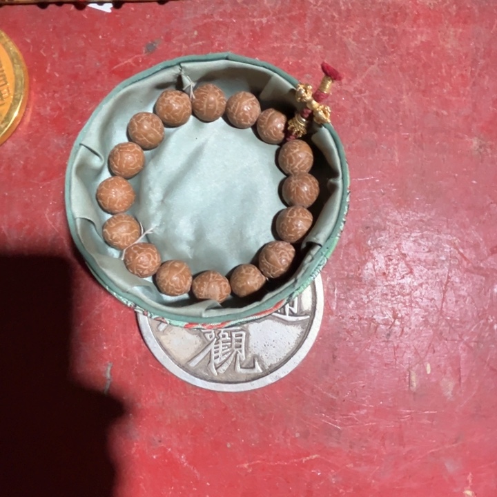 滴血莲花菩提手串