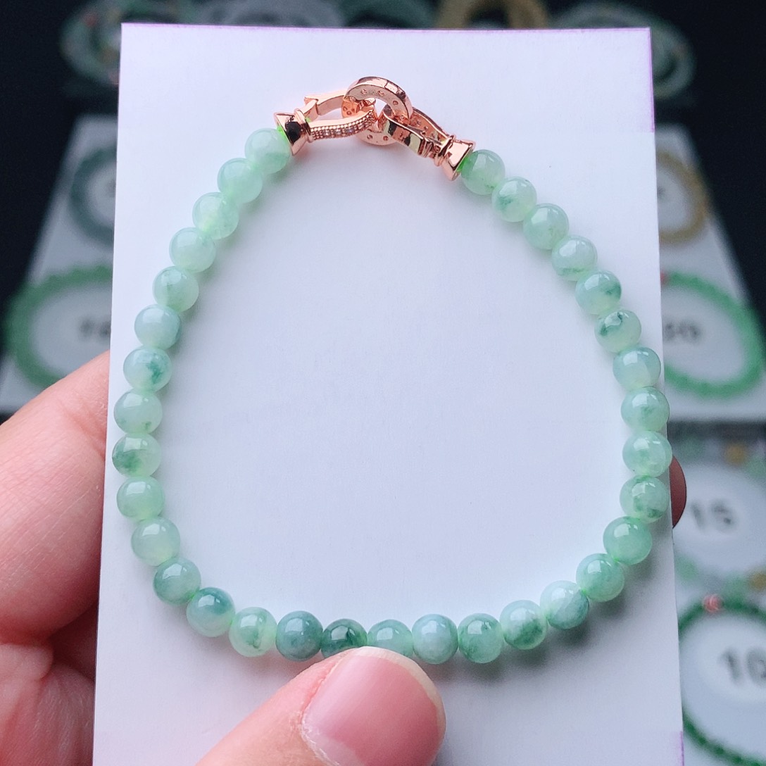 翡翠手串未镶嵌翡翠