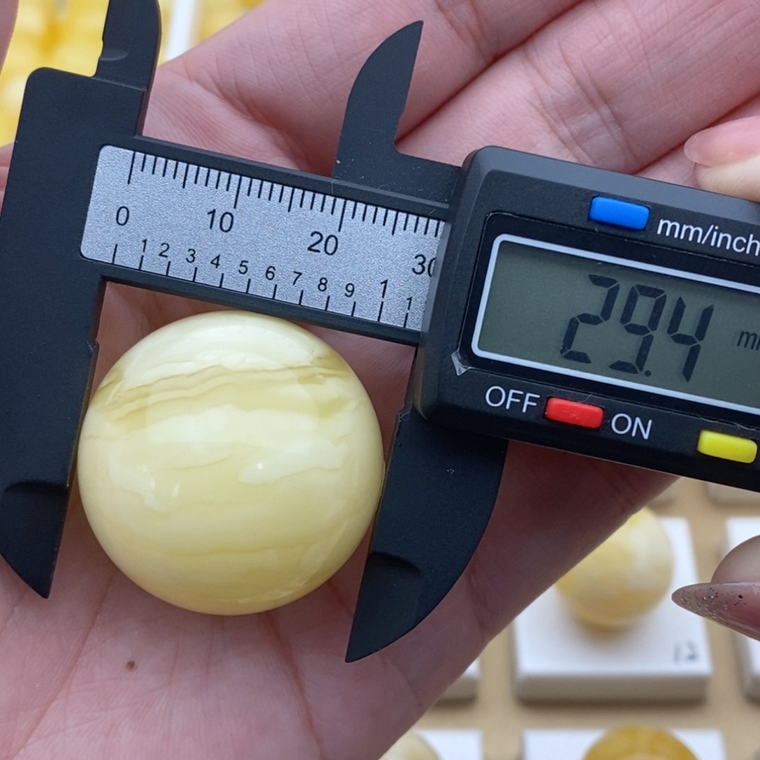 裸石蜜蜡未镶嵌浓白珠子