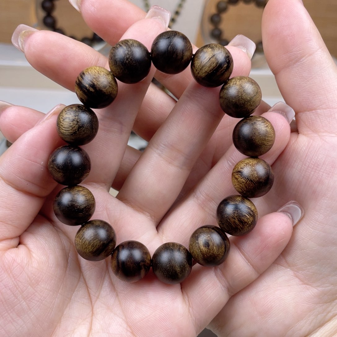 沉香手串爱****人越南芽庄白棋楠虎斑留疤