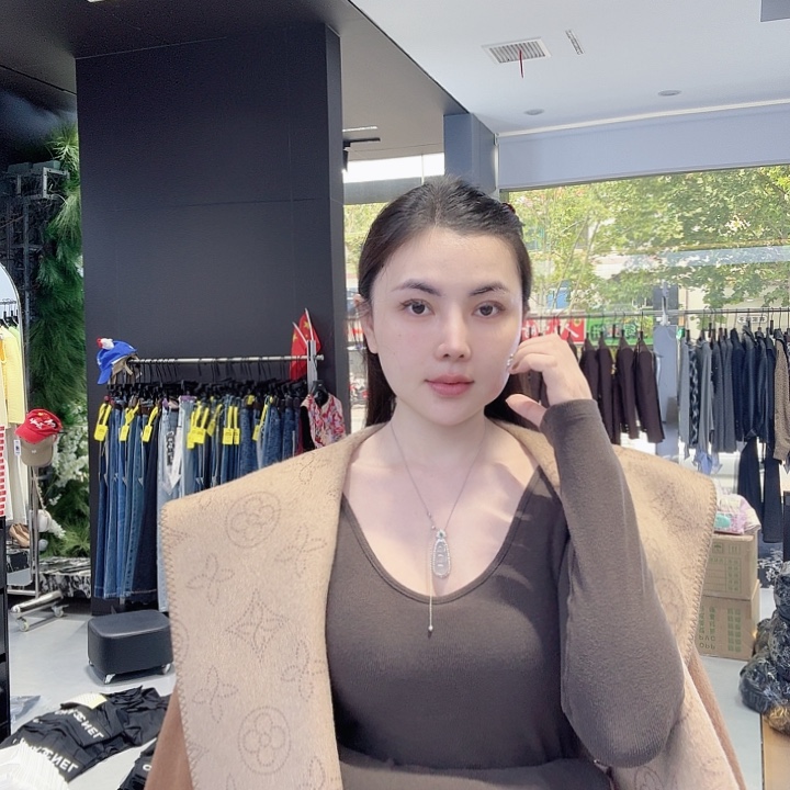 棉长袖打底，咖色素圈