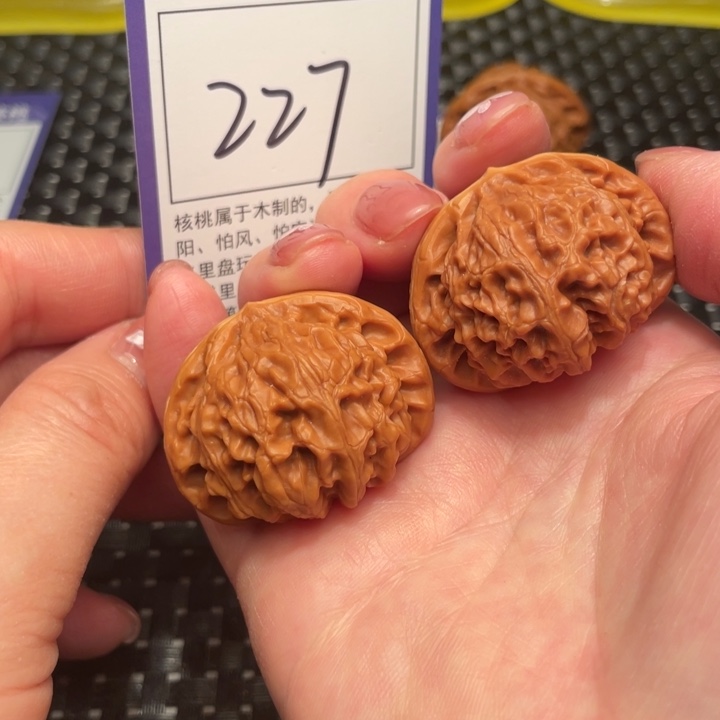 文玩核桃把件39宫灯227