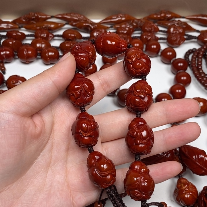 诗***方橄榄核雕刻工艺的发展