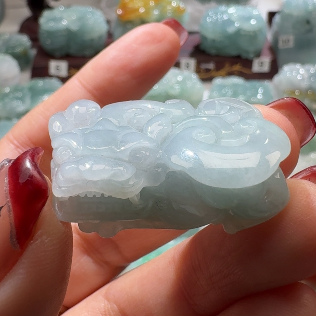 定制翡翠未镶嵌貔貅