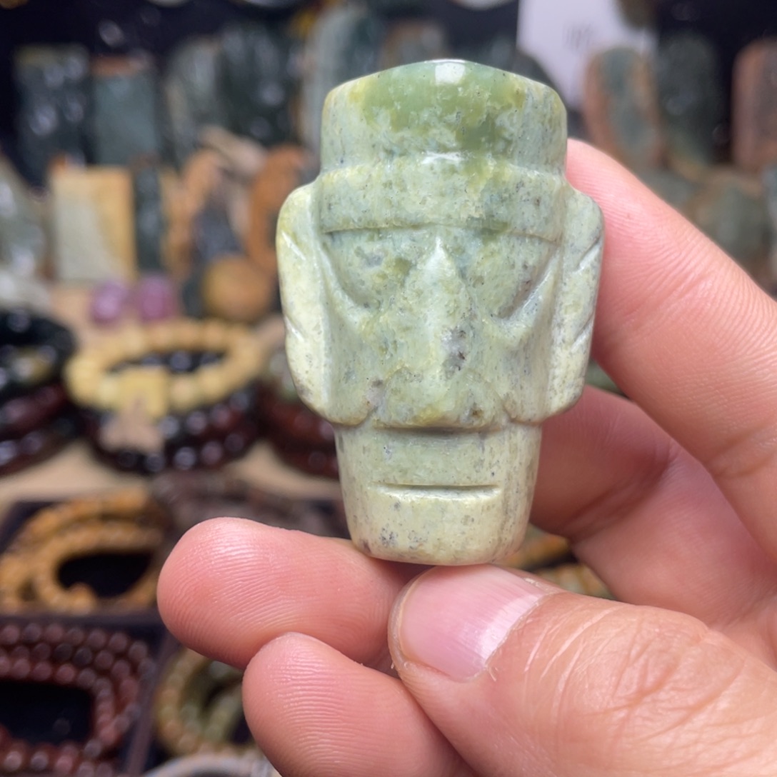 岫岩河磨玉（透闪石质玉）未镶嵌颈饰