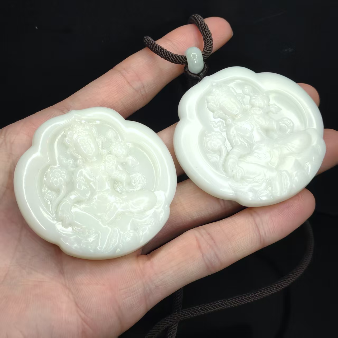 【龙龙严选】和田玉度母吊坠赠高货绳XD【多样性发其一】约52-9mm