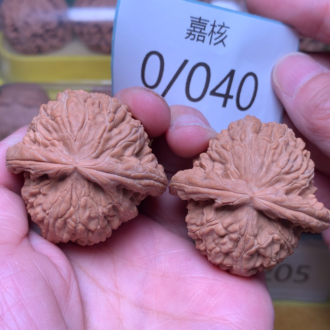 文玩核桃把件红皮球白42
