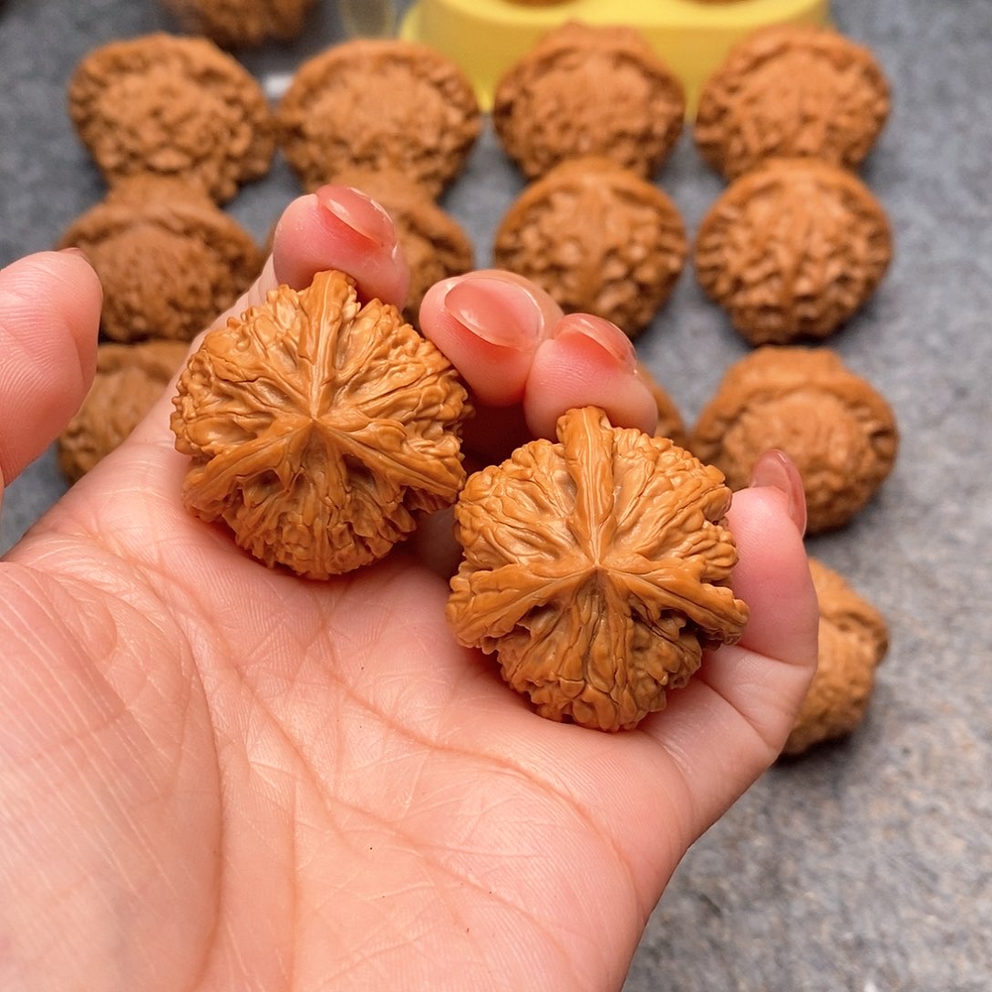 文玩核桃把件小***精品御龙粗筋三棱35全品