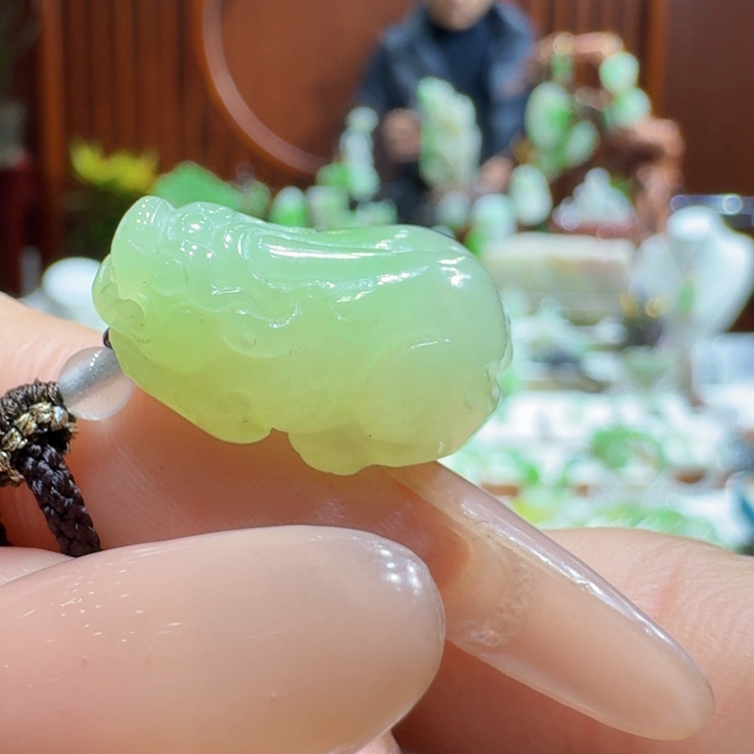 和田玉翠青冰底貔貅未镶嵌