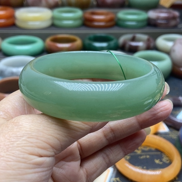 未镶嵌手镯石英质玉用****9