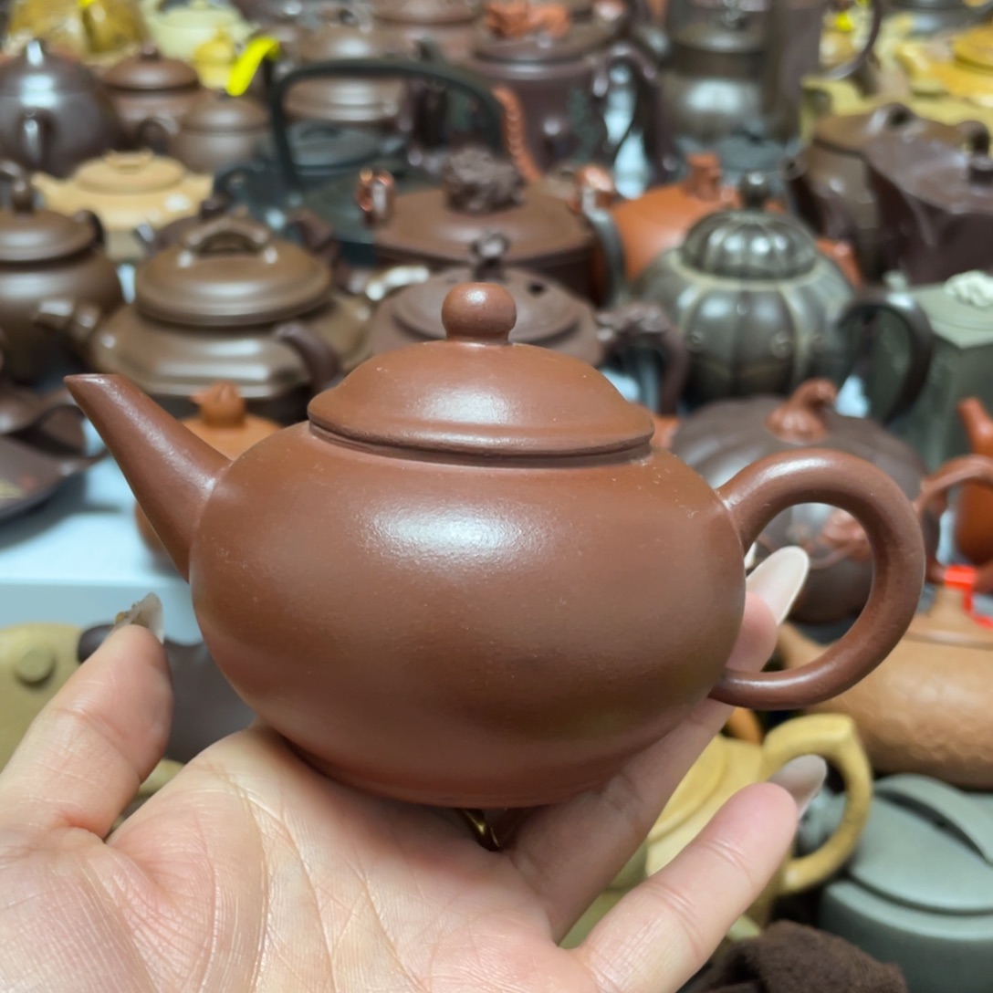 茶壶底槽青紫砂艺术作品