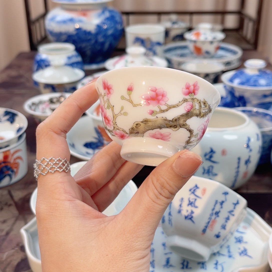 瓷片闪闪闪闪闪闪闪闪闪闪闪闪