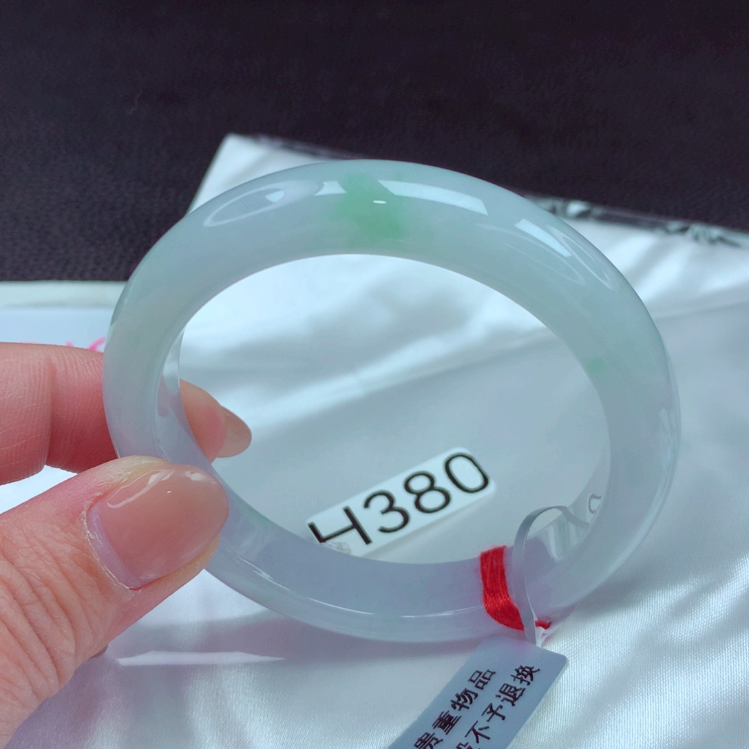 翡翠手镯未镶嵌手镯88