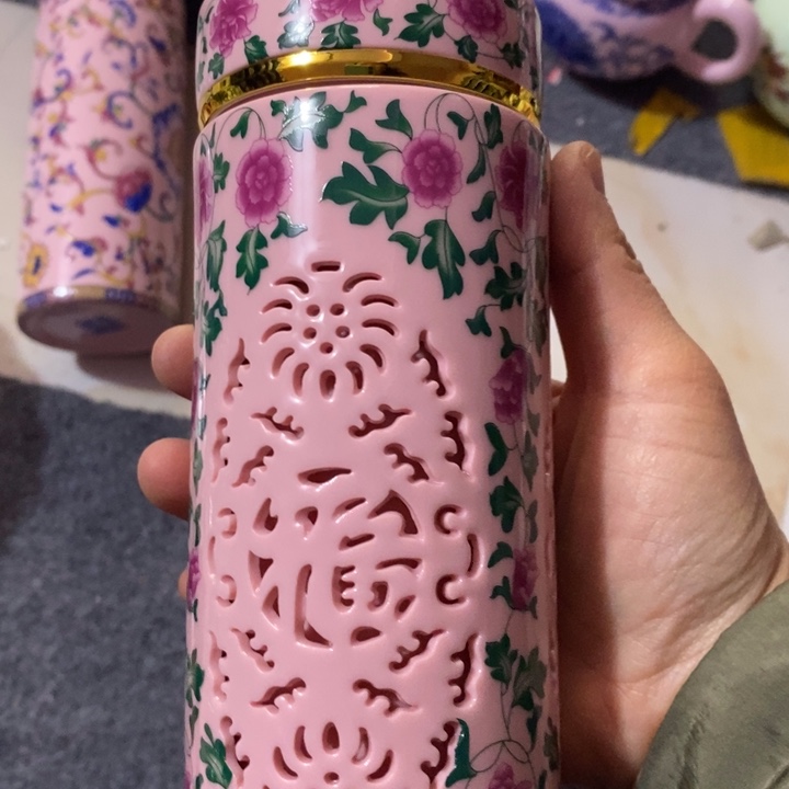 摆件陶红稀土绿叶玲珑保温杯