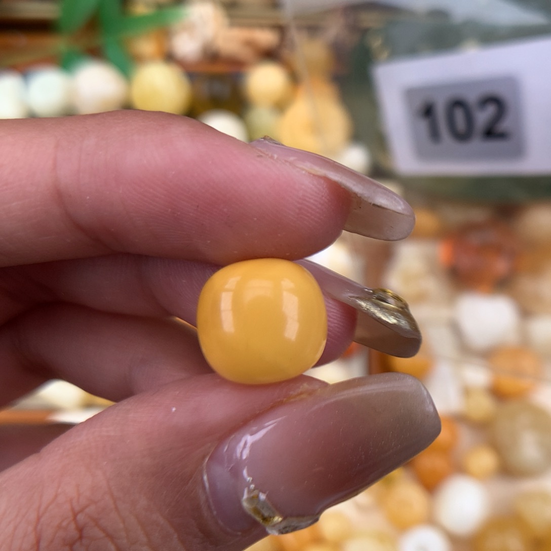 琥珀珠宝奇石未镶嵌11.7