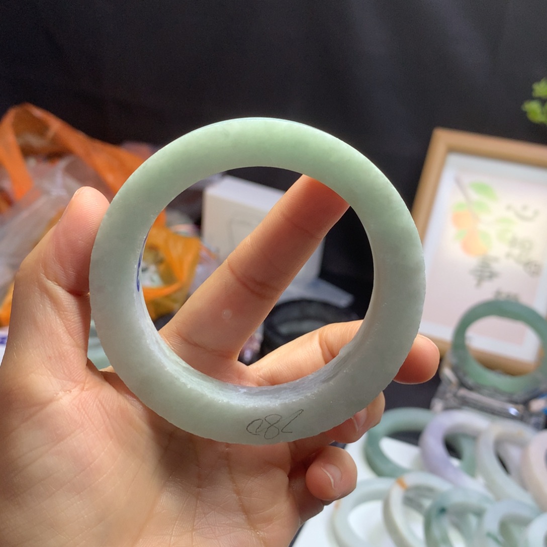 定制翡翠手镯未镶嵌