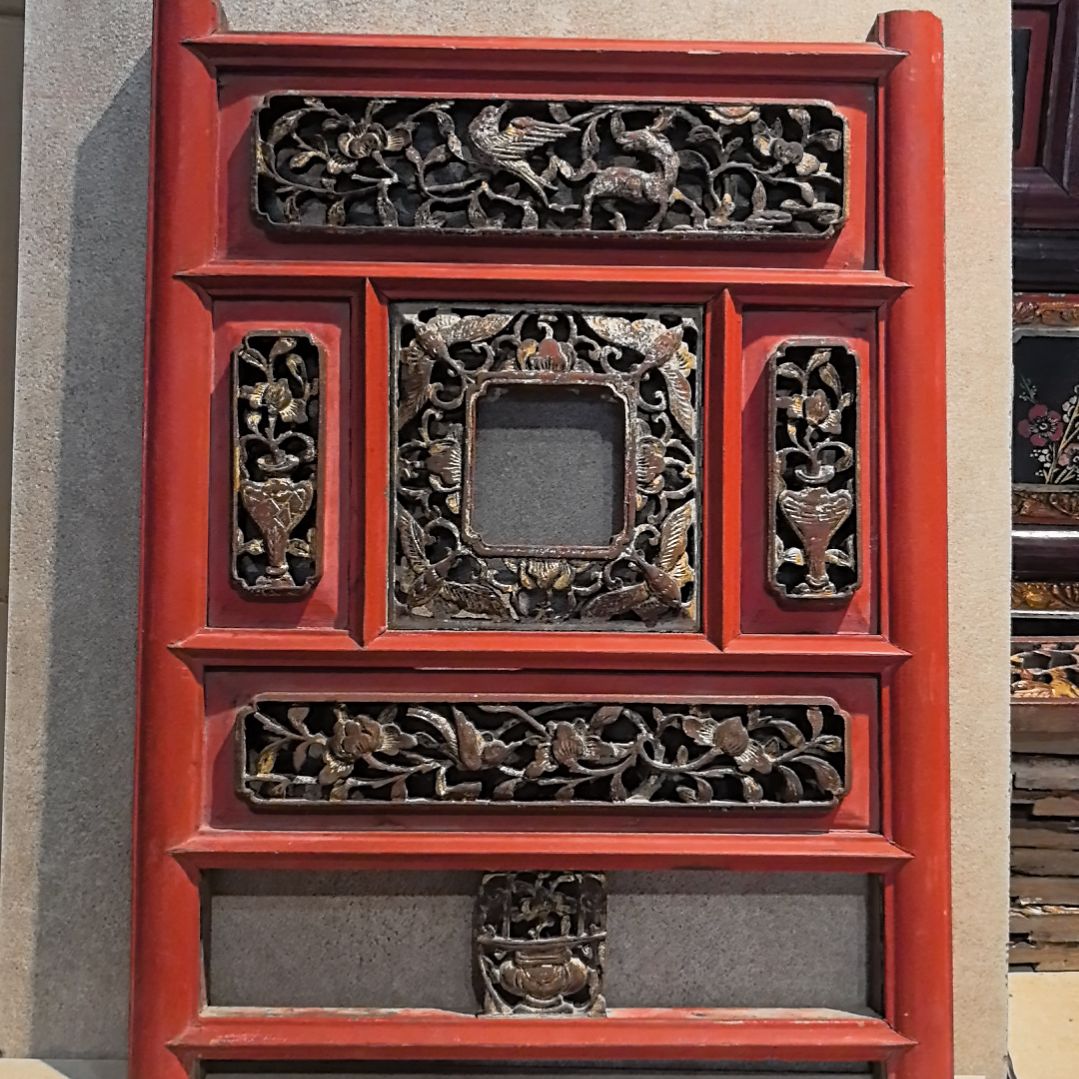 有机玻璃花板木雕装饰