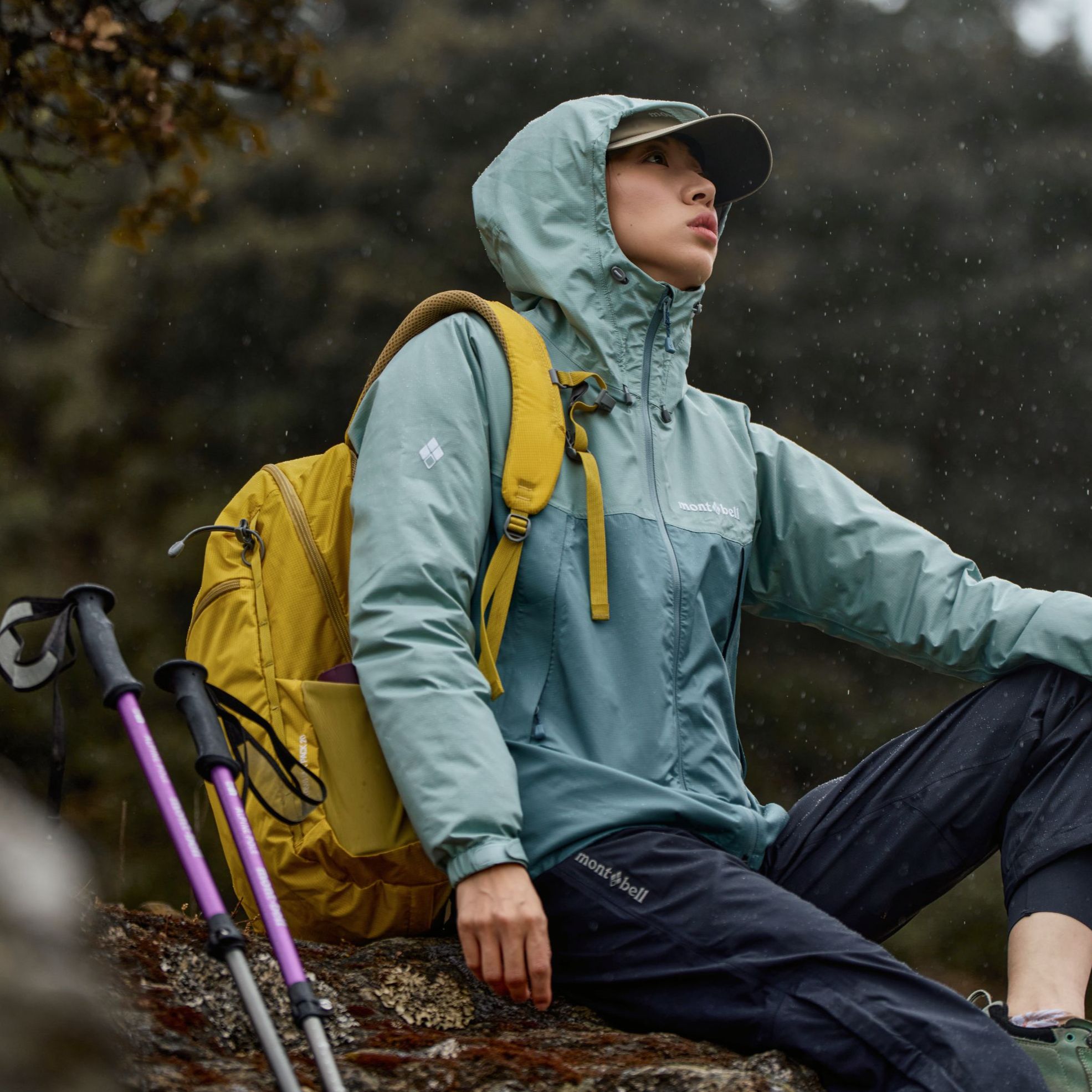 【雷冲锋衣】Montbell防风外套女款户外徒步防水透湿登山露营硬壳商品图
