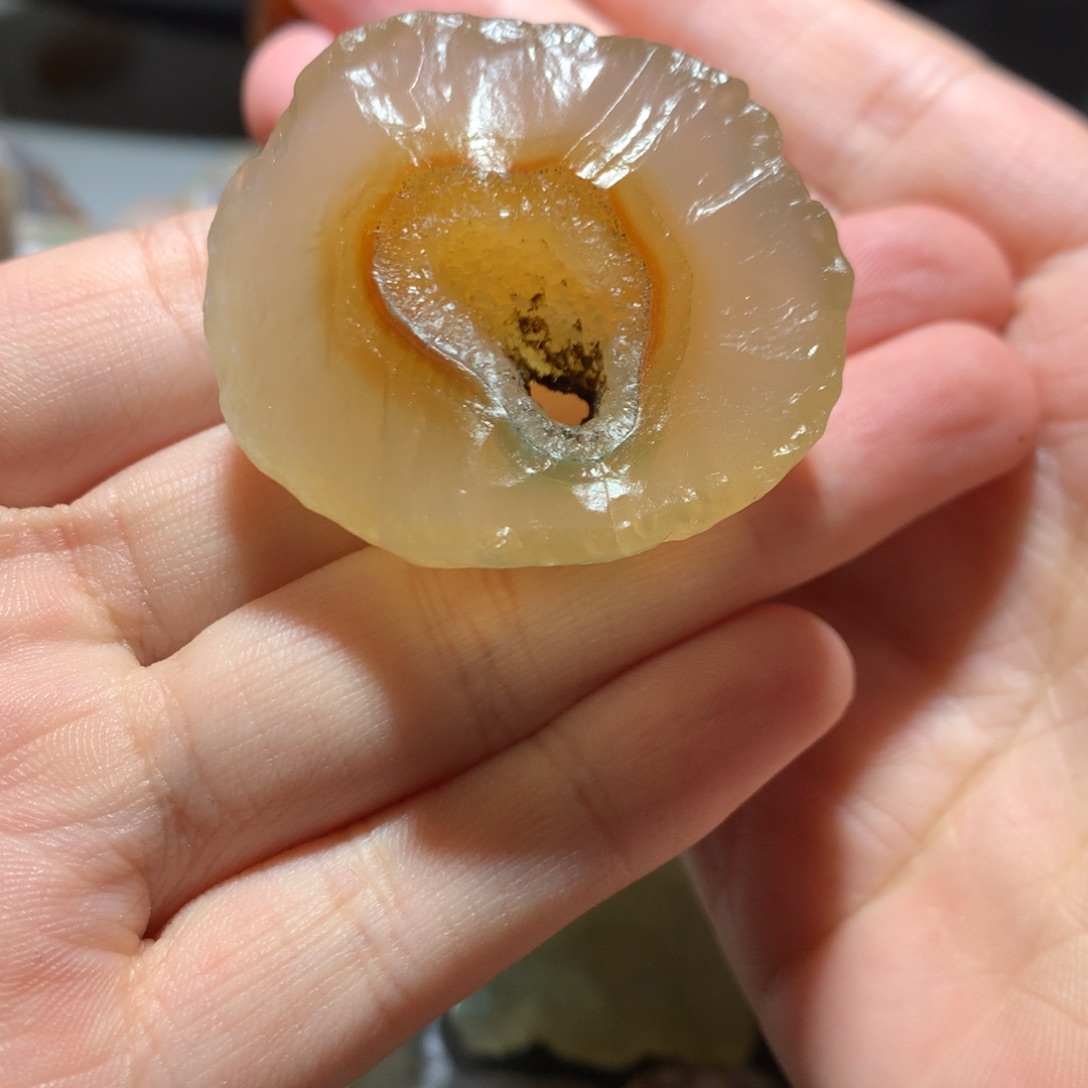 陶瓷双色猕猴桃水晶通孔