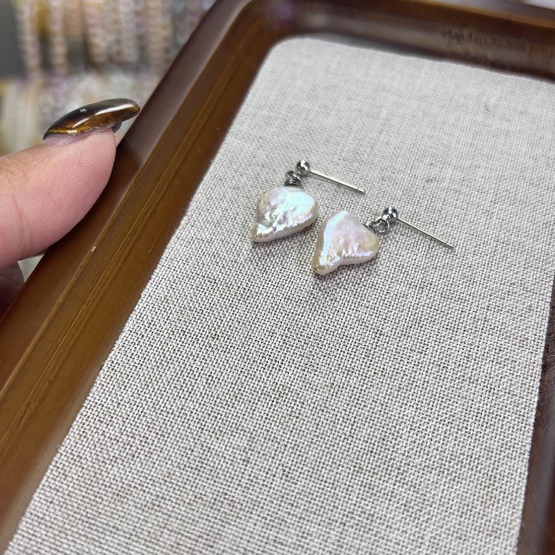 颈饰钛钢淡水珍珠