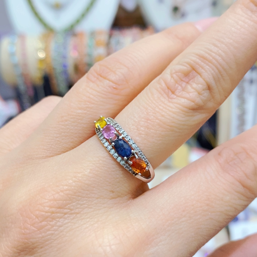 彩色蓝宝石戒指银S925镶嵌