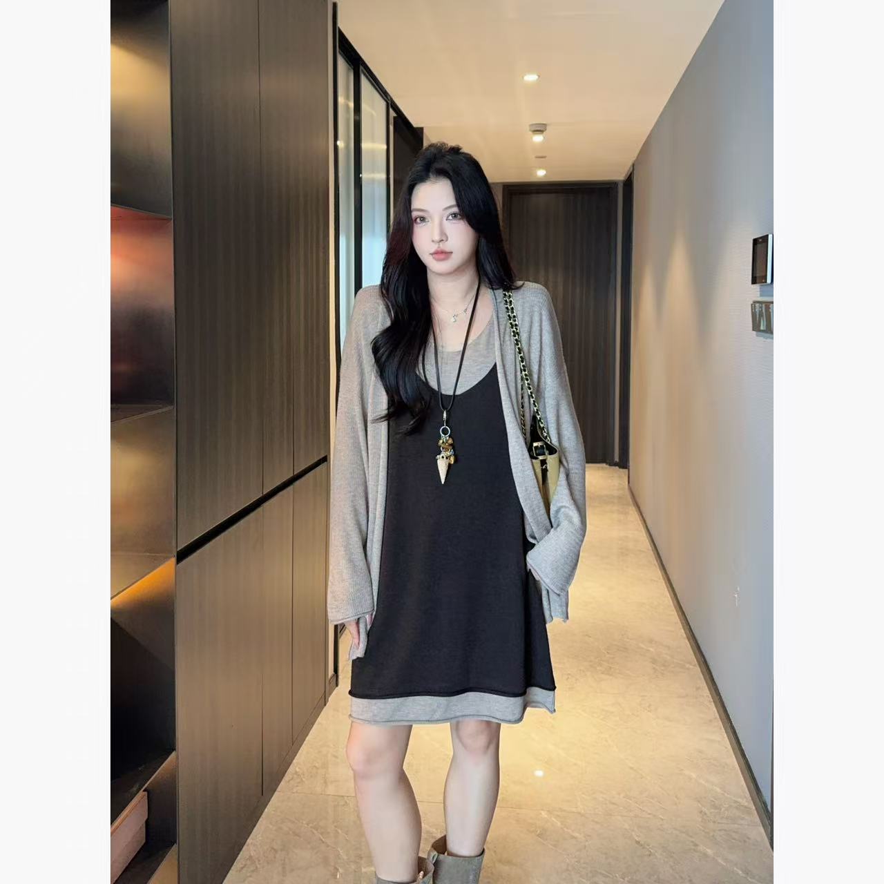  Xiaix【雾灰心境】小众设计春秋宽松显瘦连衣裙+针织开衫MS250926