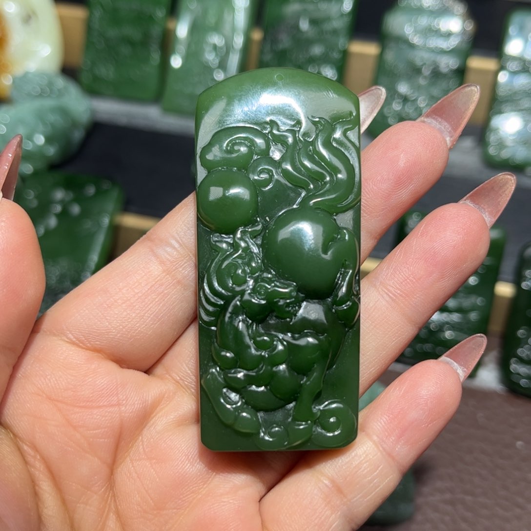 和田玉挂件未镶嵌