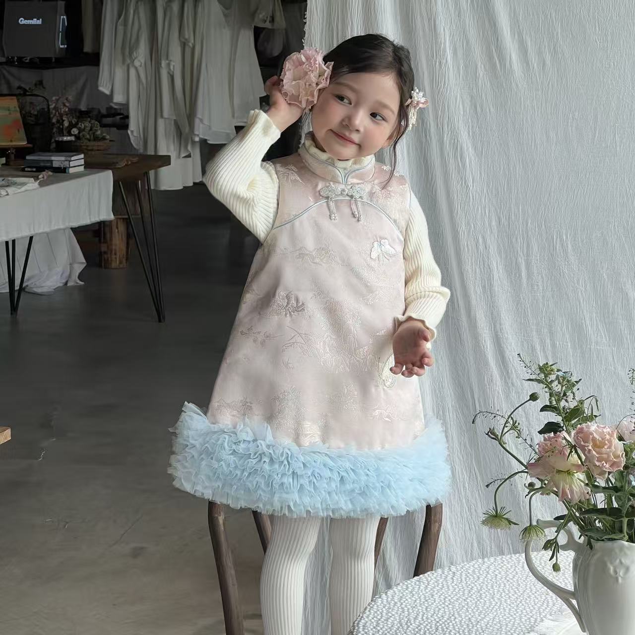 「玉蝴蝶」女童深秋夹棉新中式马甲裙套装儿童古风刺绣云锦-Y7076