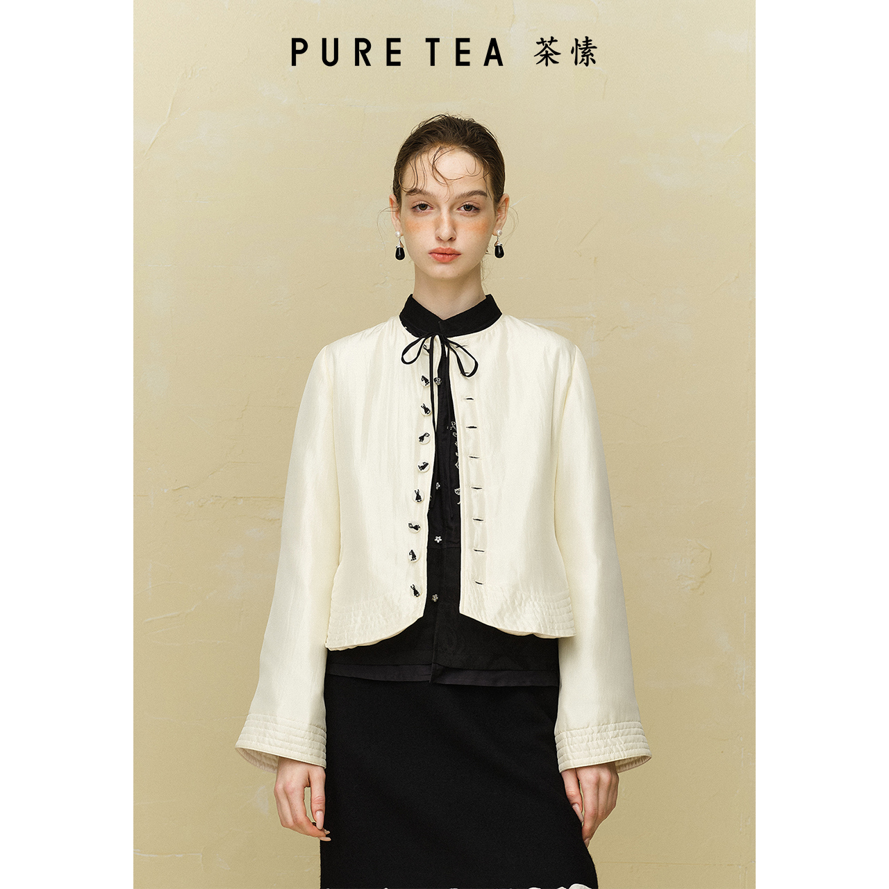 【商场同款】茶愫桑蚕丝棉服女圆领短俏棉衣外套冬新TW0402C41