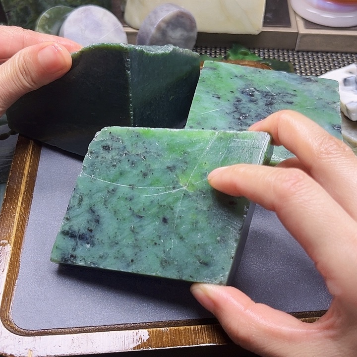 碧石珠宝奇石合金