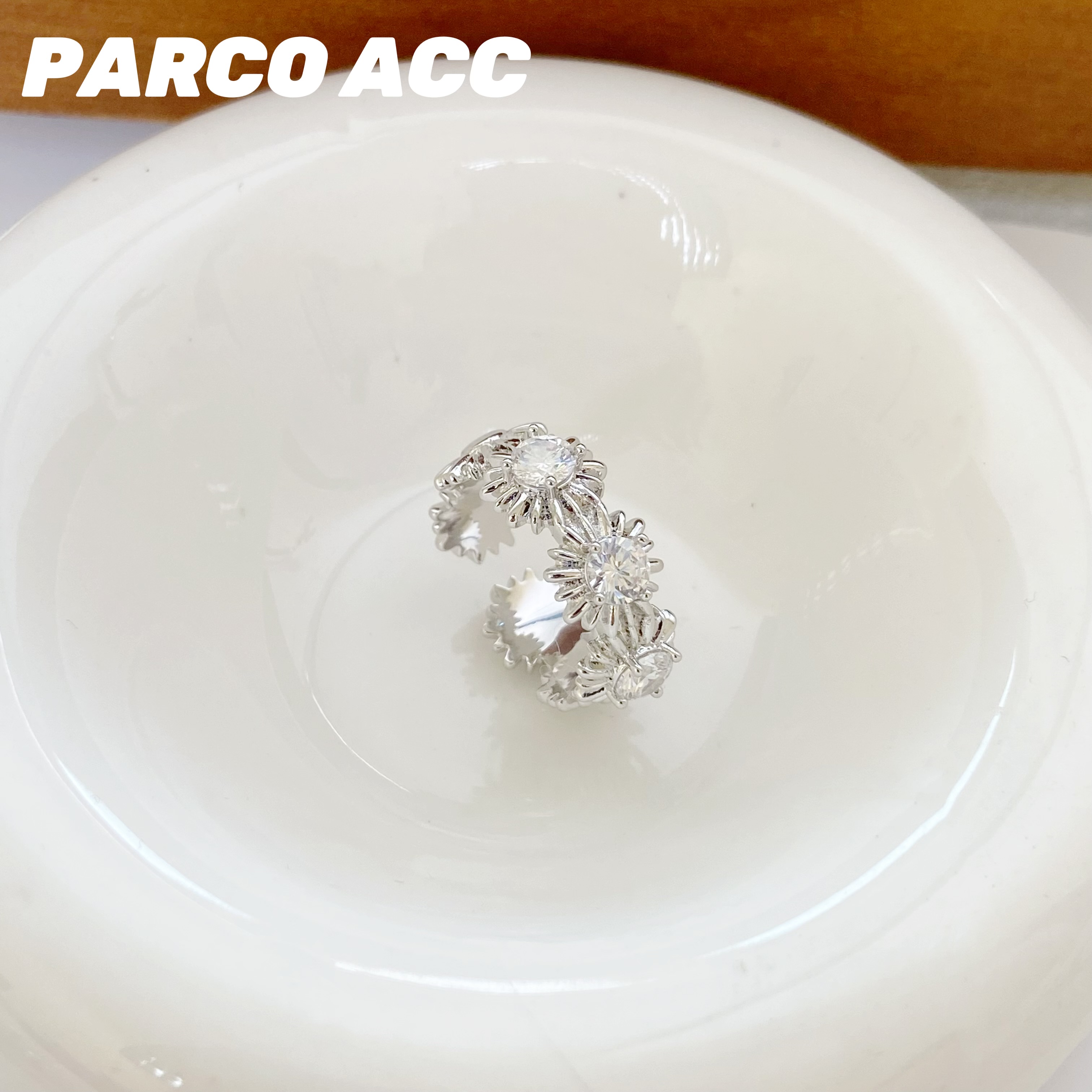 铜合金合成锆石戒指 C603 CHROMA 雏菊拼接戒指