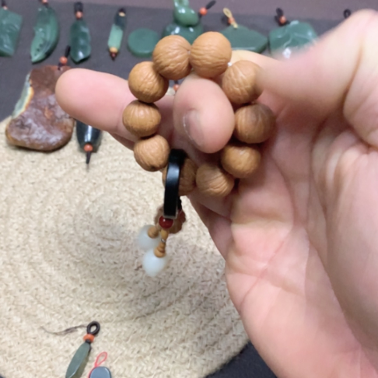 【闪购商品】颈饰未镶嵌和田玉