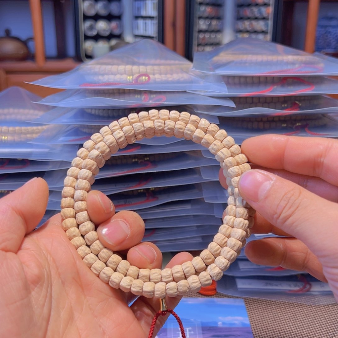 柏香籽/百香籽吊坠时**人