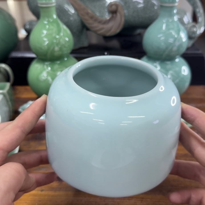 龙泉青瓷茶具微瑕4676