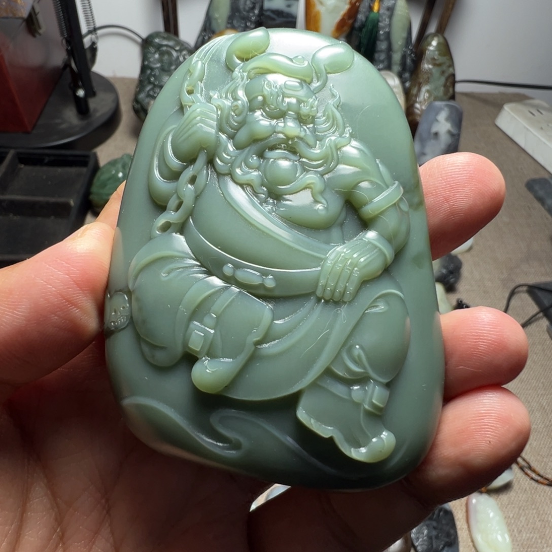 和田玉未镶嵌挂件钟馗