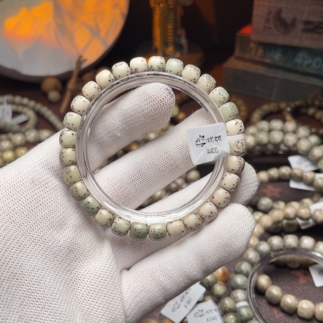 吊坠星月菩提8x7绿背河豚a400