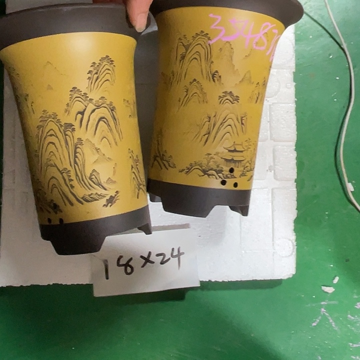 用***6紫砂花盆微瑕中号