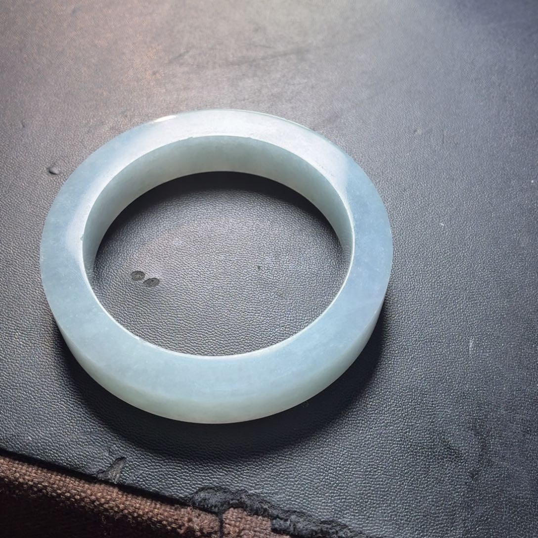 嫣***笑定制翡翠未镶嵌翡翠