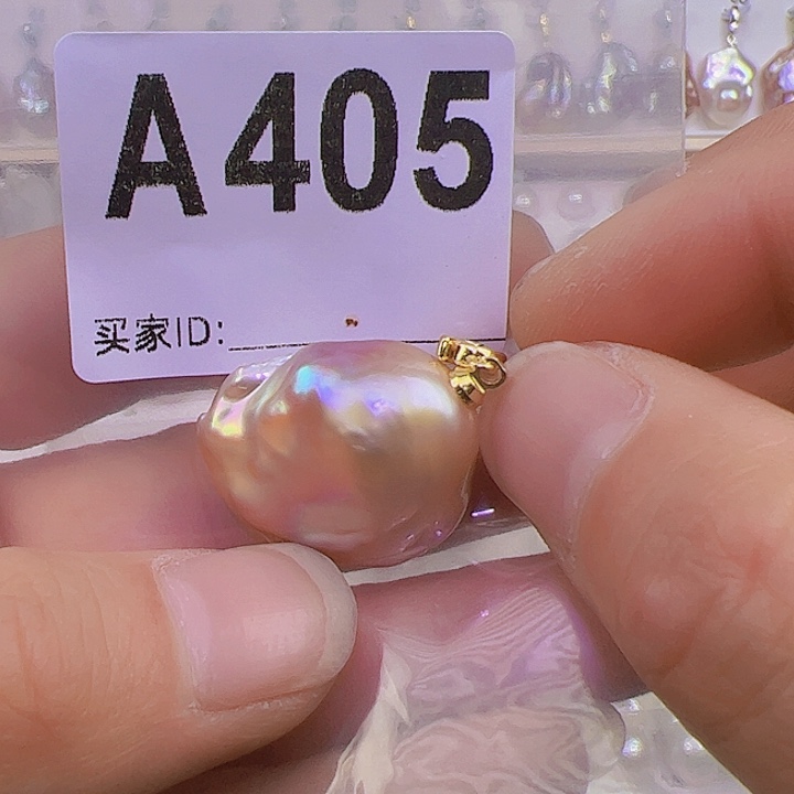 淡水珍珠合金颈饰