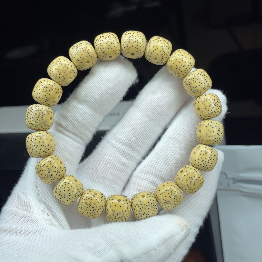 星月菩提手串特价12✖️11