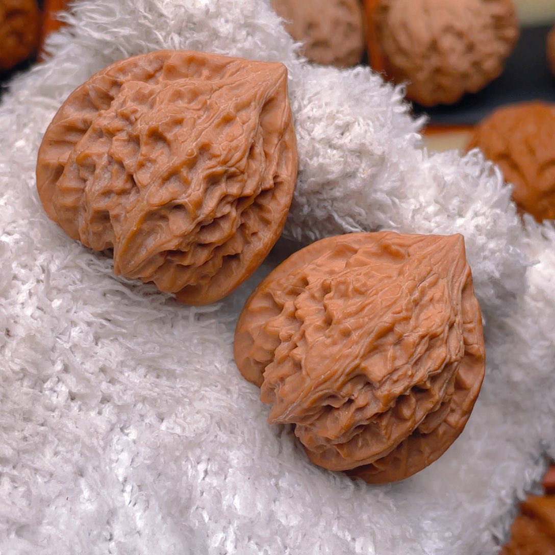 文玩核桃把件34野生老树红桃