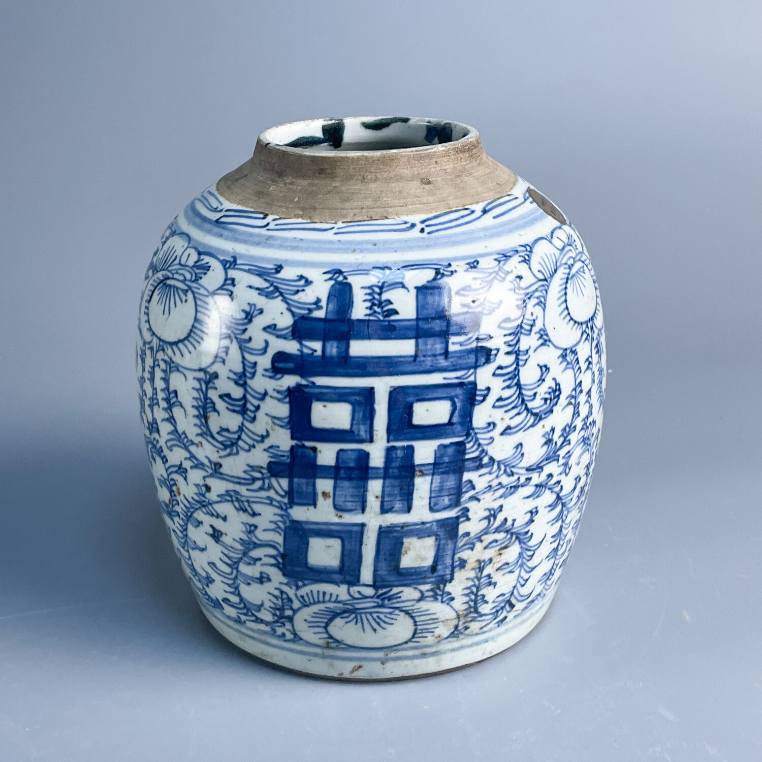 M25KT001688 - 清道光 青花缠枝莲喜字罐5