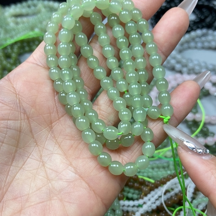 和田玉颈饰未镶嵌香****…6