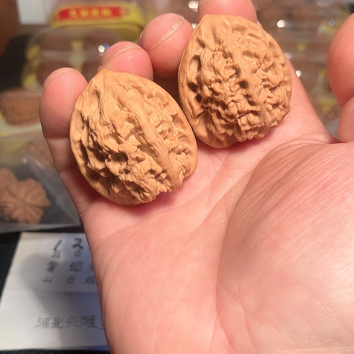 文玩核桃吊坠38马蹄