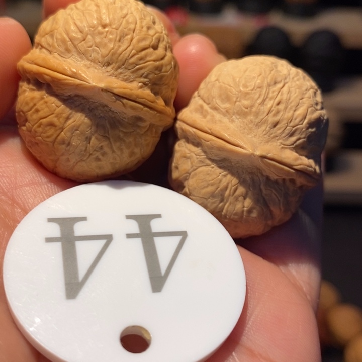 木质类水晶蛇皮球33尺寸，粉丝福利