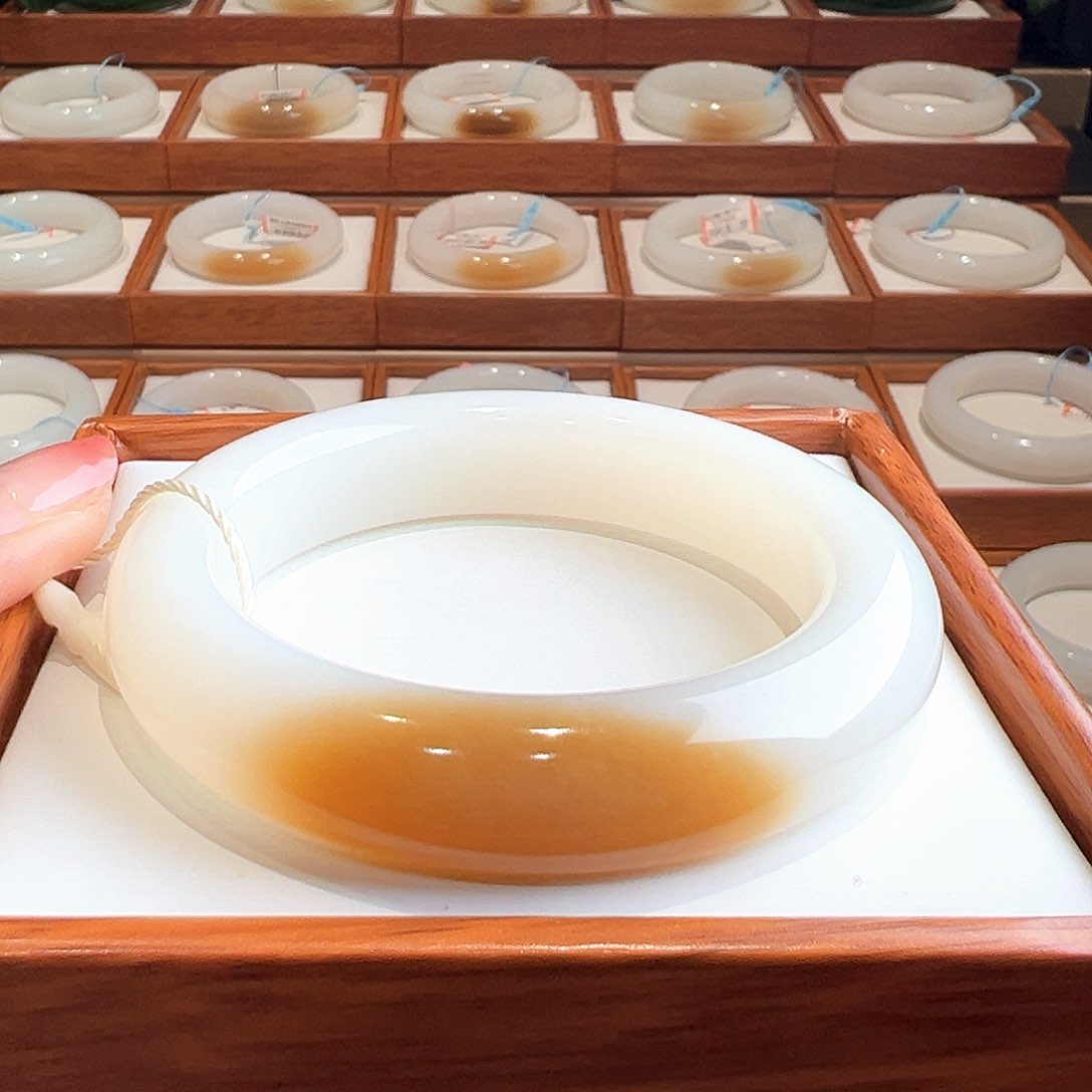 和田玉手镯5455未镶嵌