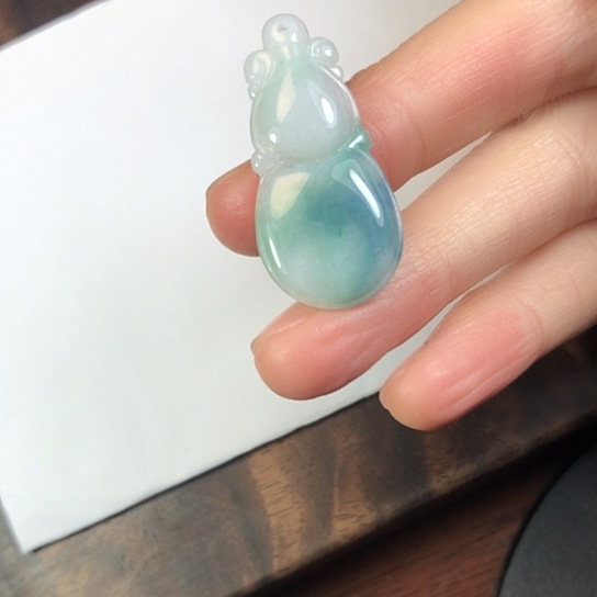 翡翠未镶嵌颈饰缅甸A货，每天下午1点半开播